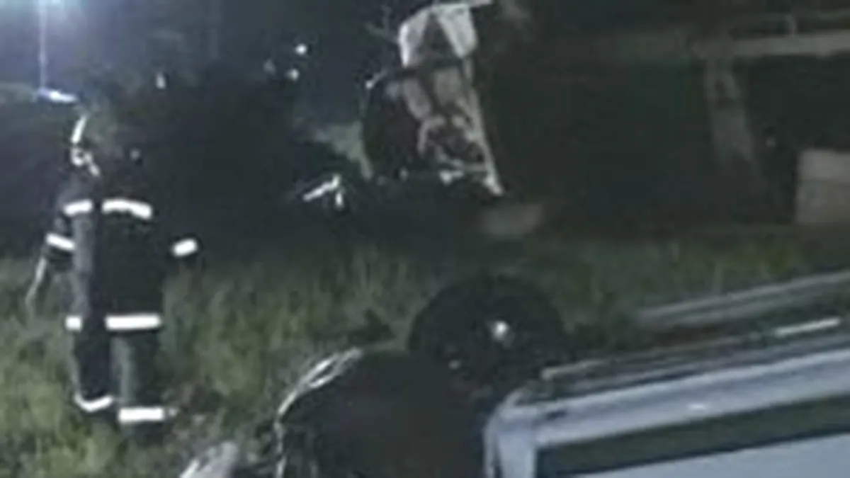 Un tren care transporta masini din Romania spre Franta a deraiat in Austria