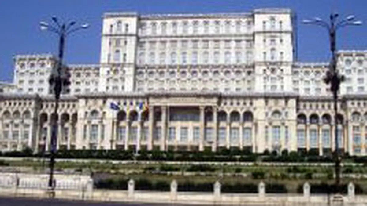 Un tur complet al Palatului Parlamentului va costa 45 de lei