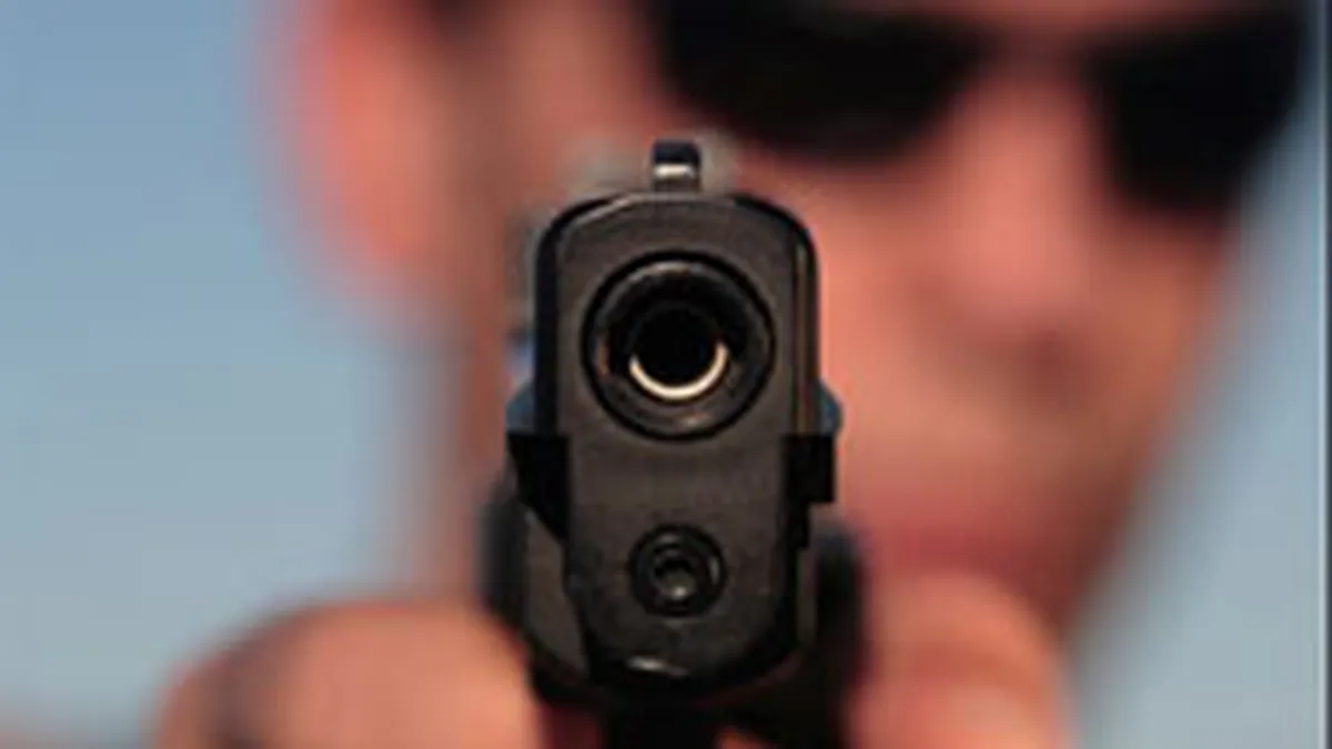 Jaf armat la o banca din Calarasi