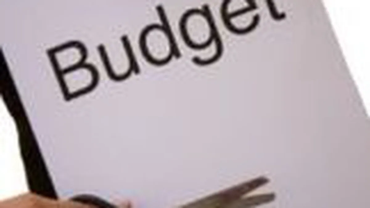 Franta trebuie sa restranga reducerile de taxe pentru a se incadra in tinta de deficit pentru 2011