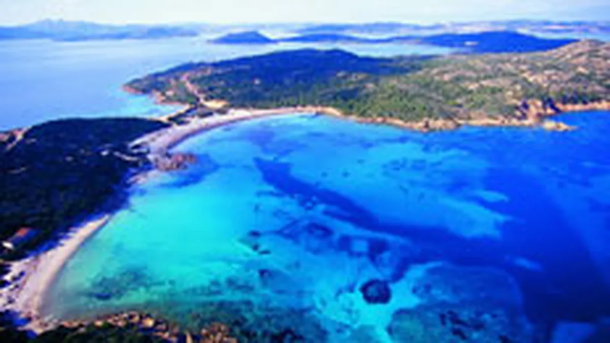 \Tragedia\ greaca se repeta: Italia scoate la vanzare proprietati si insule de 3,6 mld. euro