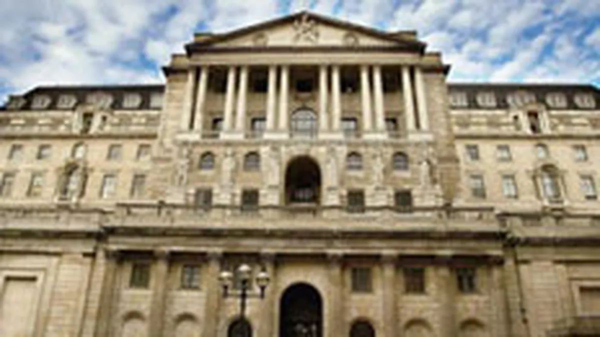 Banca Angliei a castigat \pe hartie\ 10 miliarde lire din cumpararea de obligatiuni guvernamentale