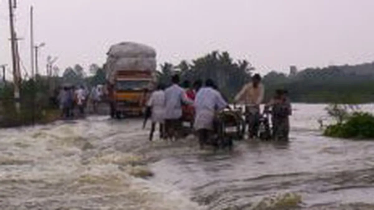 Surse: Pagubele inundatiilor au depasit 400 mil. euro