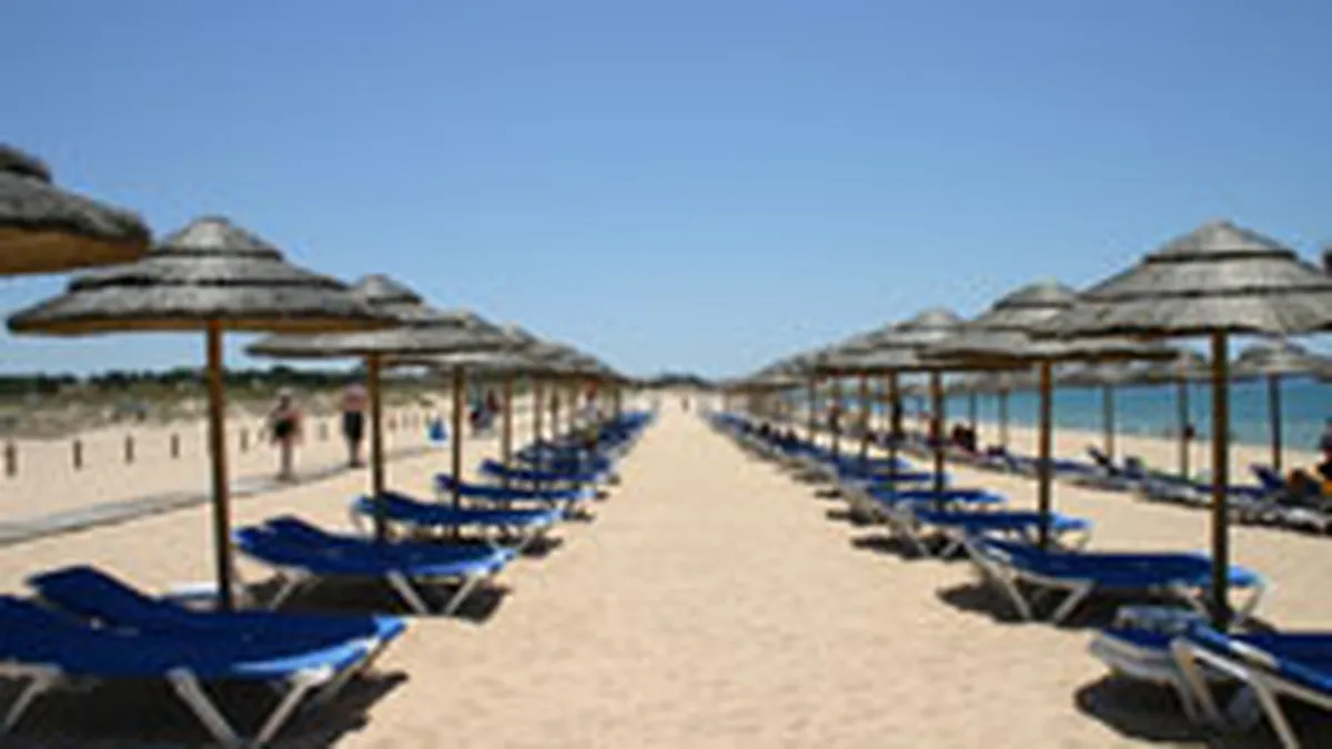 Aproape 80.000 de turisti se afla pe litoral in acest weekend