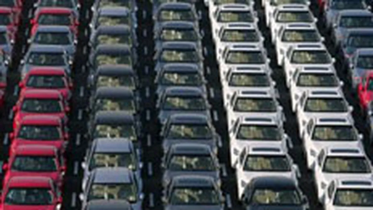 Vanzarile de autoturisme au scazut cu 25% in primele sase luni