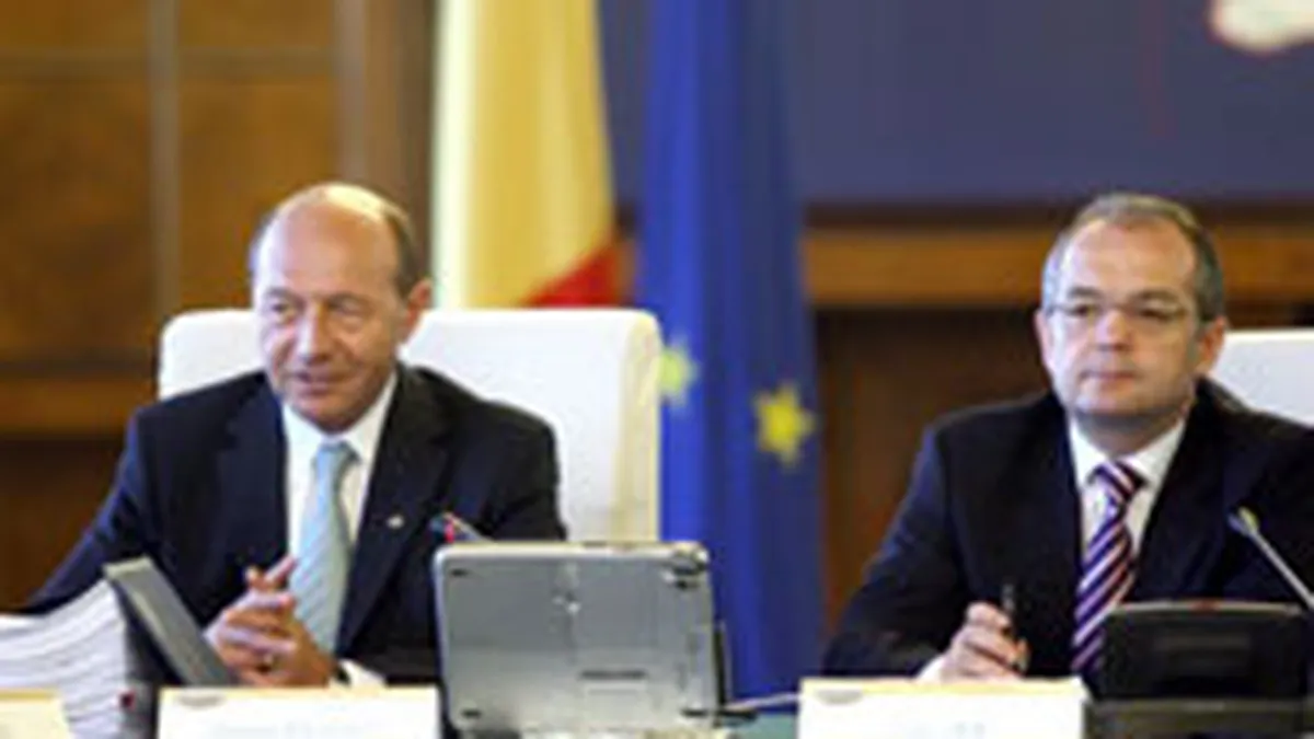 Basescu catre ministri: Faceti restructurari prin disponibilizari si concentrati-va pe absorbtia de fonduri europene