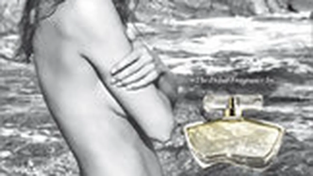 Jennifer Aniston intra in randul vedetelor cu parfumuri proprii