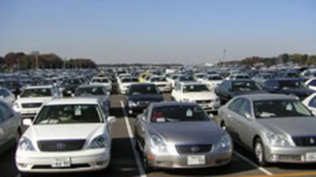 BDT: Vanzarile auto SH prin intermediul dealerilor au crescut in primele sase luni cu 20%