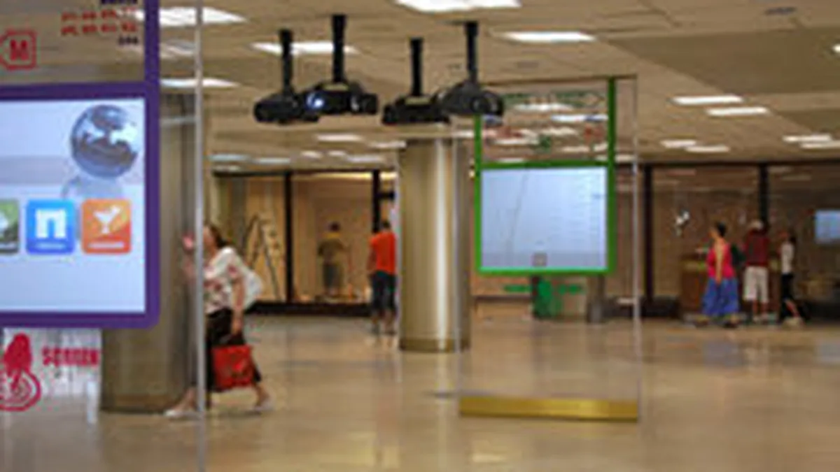 Pasajul de la Universitate incepe sa prinda viata, la aproape 2 ani de la renovare: Se deschide primul local (Galerie FOTO)