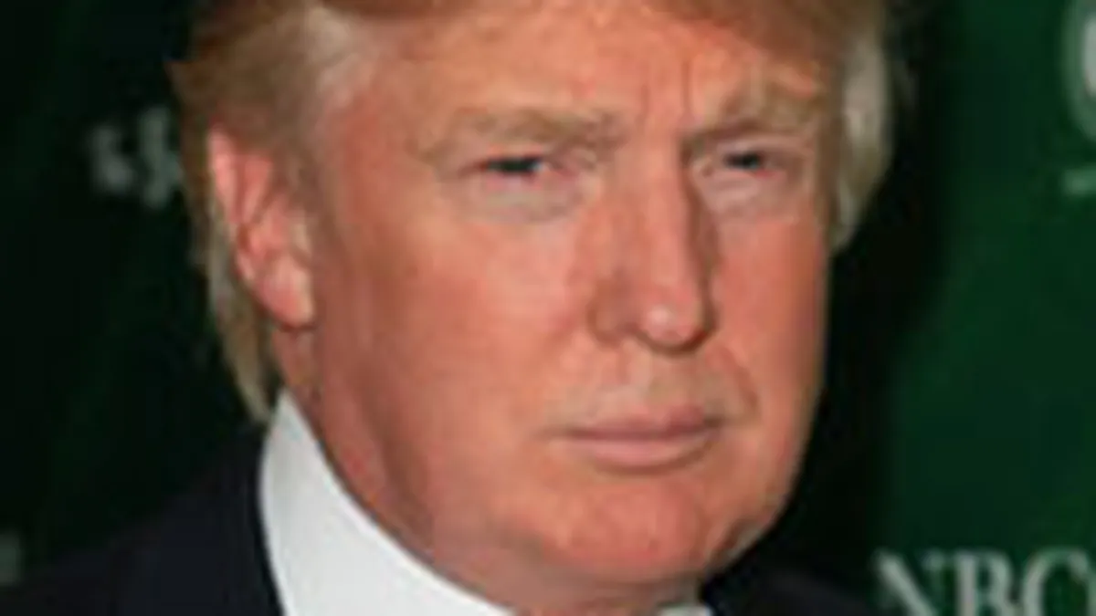 Miliardarul Donald Trump a fost dat in judecata pentru frauda