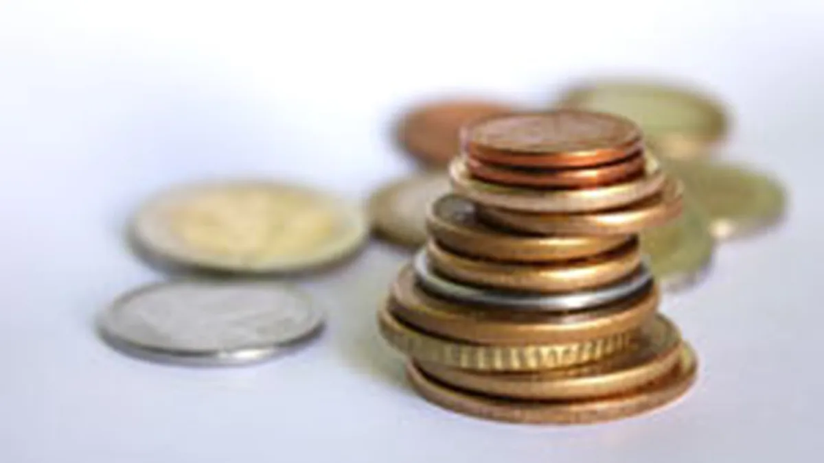 Veniturile la buget scad cu 3,4 miliarde lei, cheltuielile cu doar 714 milioane lei