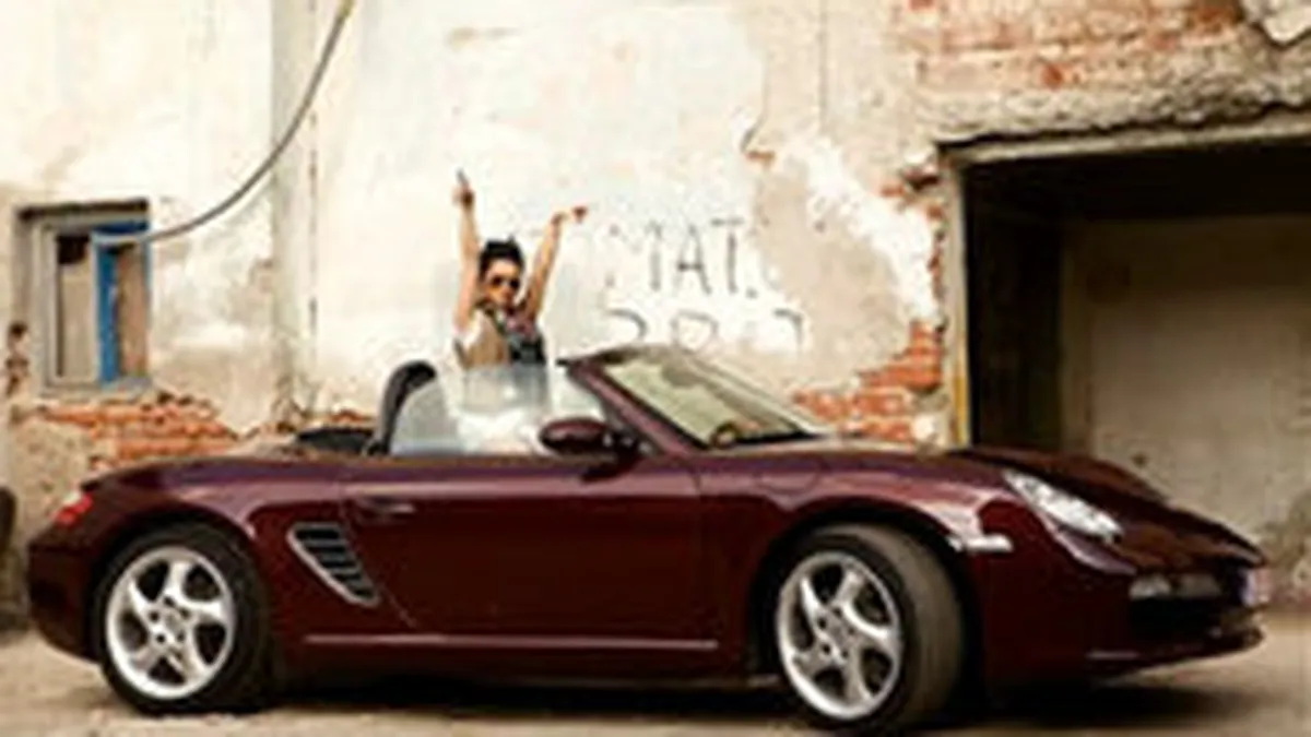 Cum atragi zeci de mii de \ochi\ asupra ta pe Facebook cu investitie zero. Vezi ce idee a avut cantareata romanca Inna