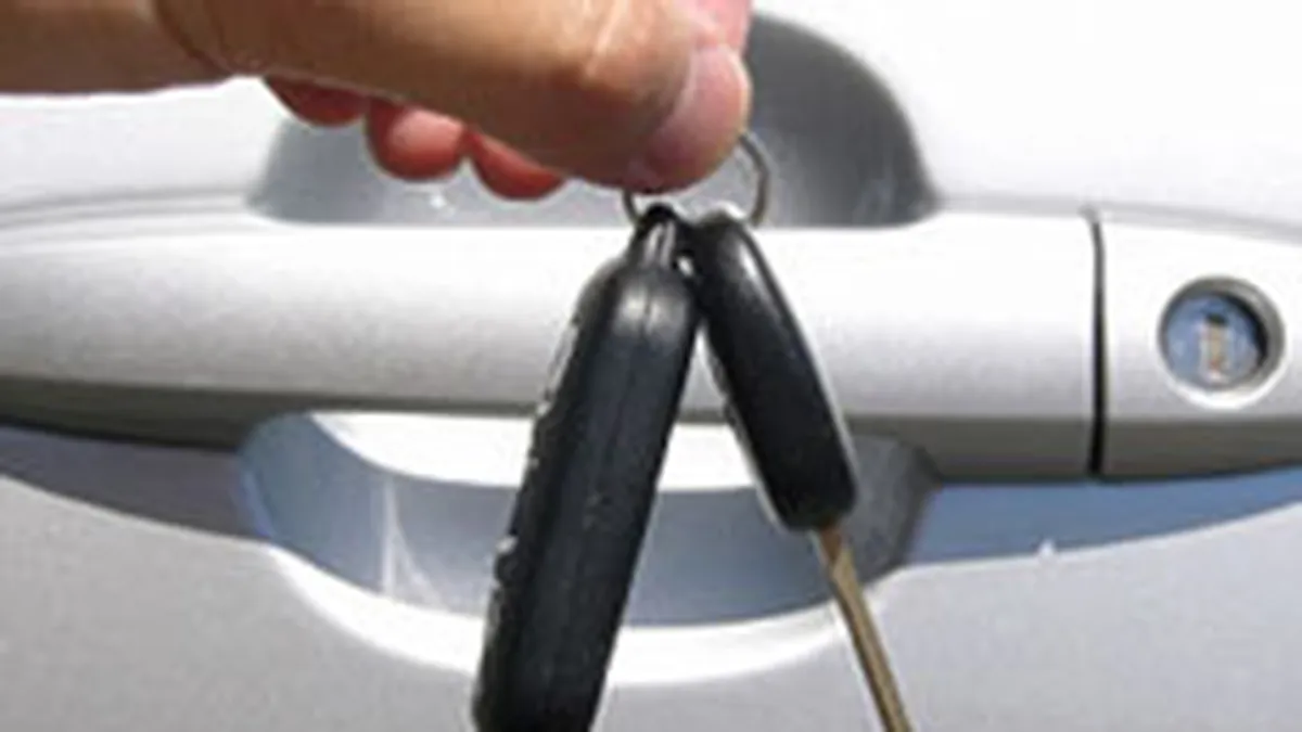 Vanzarile de vehicule au scazut cu peste 26% in primele 7 luni din 2010