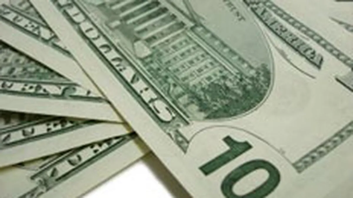 E timpul sa cumparam dolari? Bancile vad un castig de pana la 20% in 6 luni