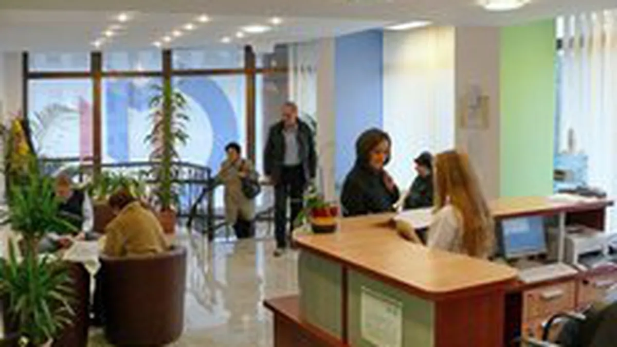 CMU amana pentru primul trimestru din 2011 deschiderea policlinicii din Sun Plaza