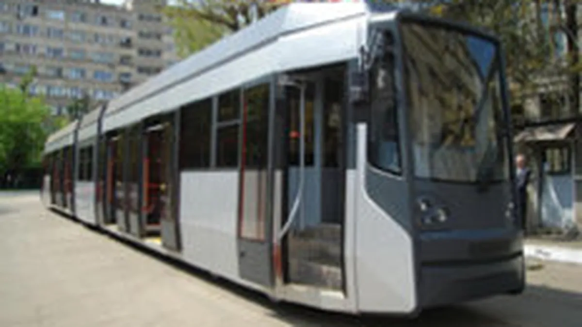 RATB reinfiinteaza 4 linii de tramvai pentru a asigura legatura intre Zetarilor si Sura Mare