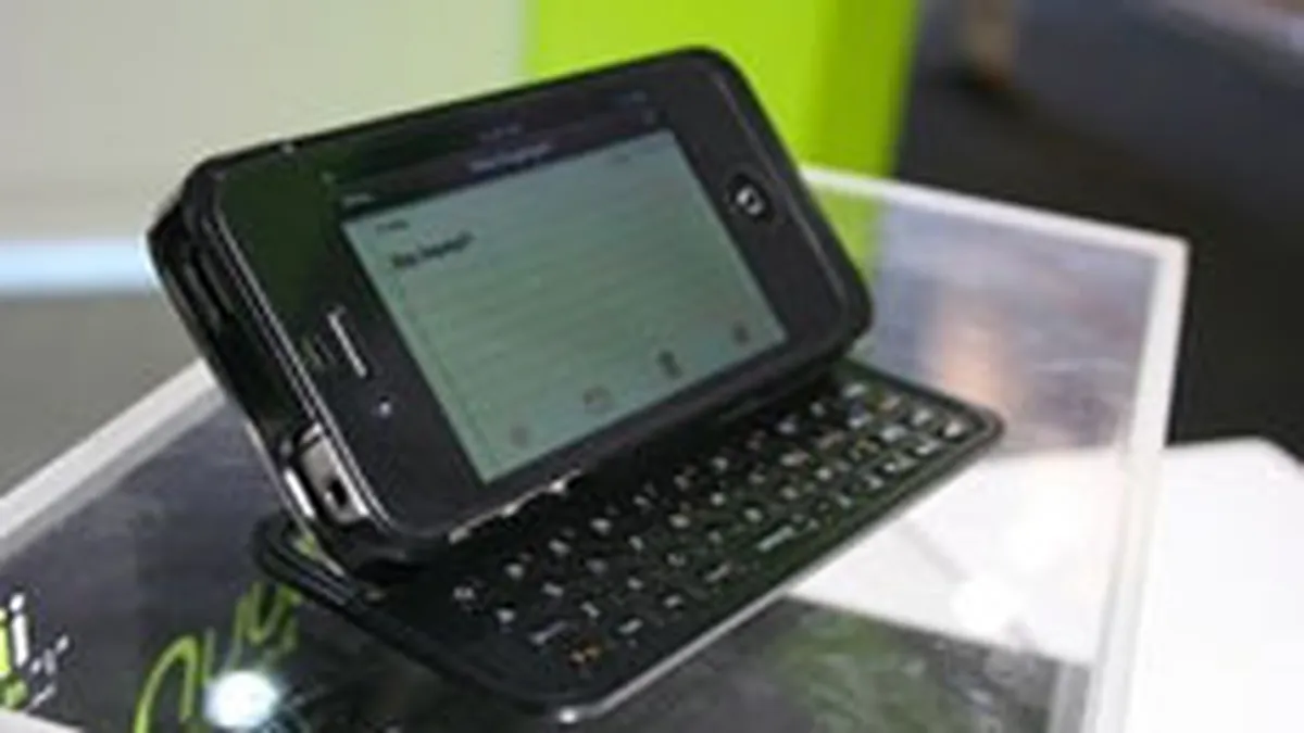 Simti nevoia de tastatura pentru iPhone? Problema pare a fi rezolvata!