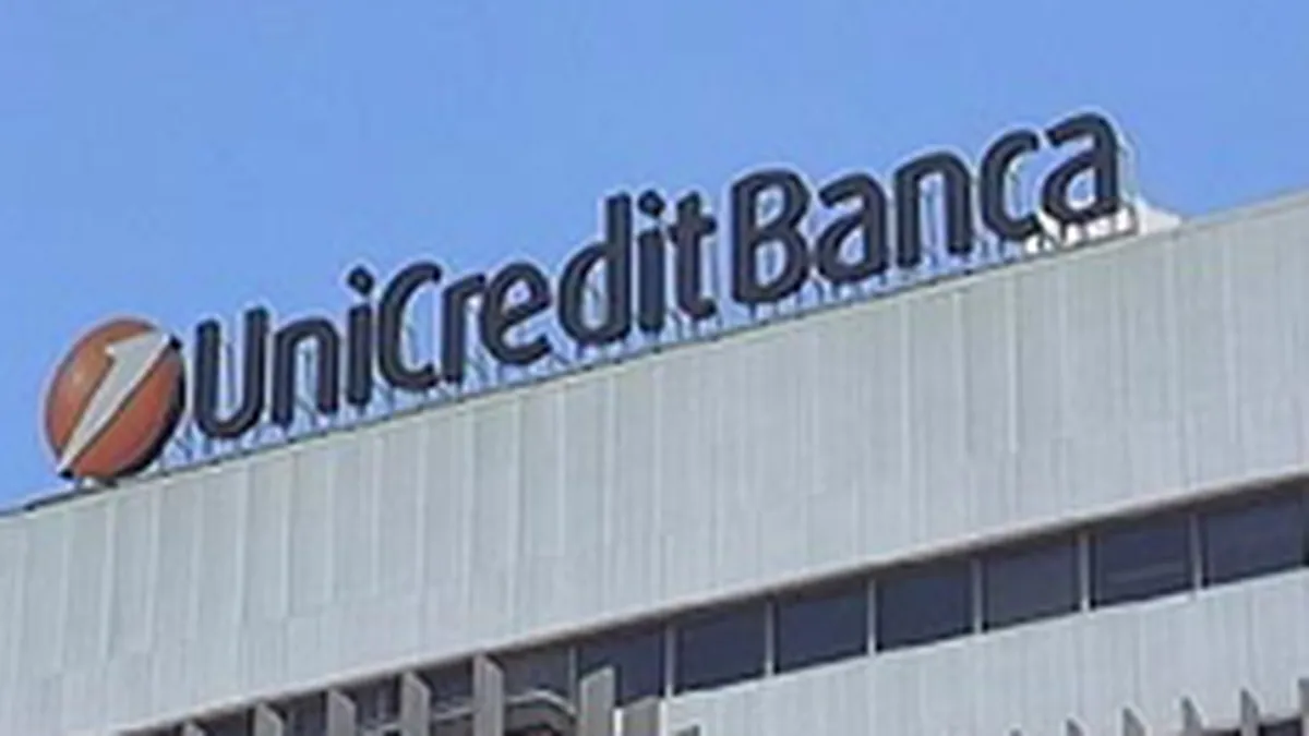 Unicredit ar putea reduce numarul disponibilizarilor planificate de la 4.000 la 3.000 de locuri  de munca