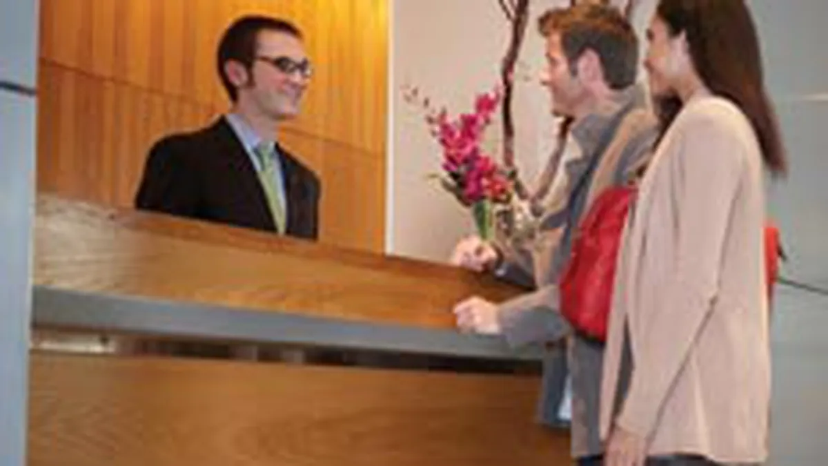 Romanii au inceput sa-si planifice singuri vacantele, dar raman reticenti la plata online