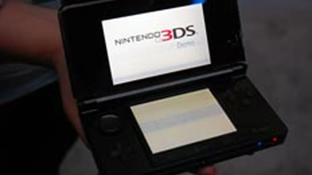 Nintendo isi reduce drastic estimarile de profit. Consola 3DS nu se mai lanseaza inainte de Craciun