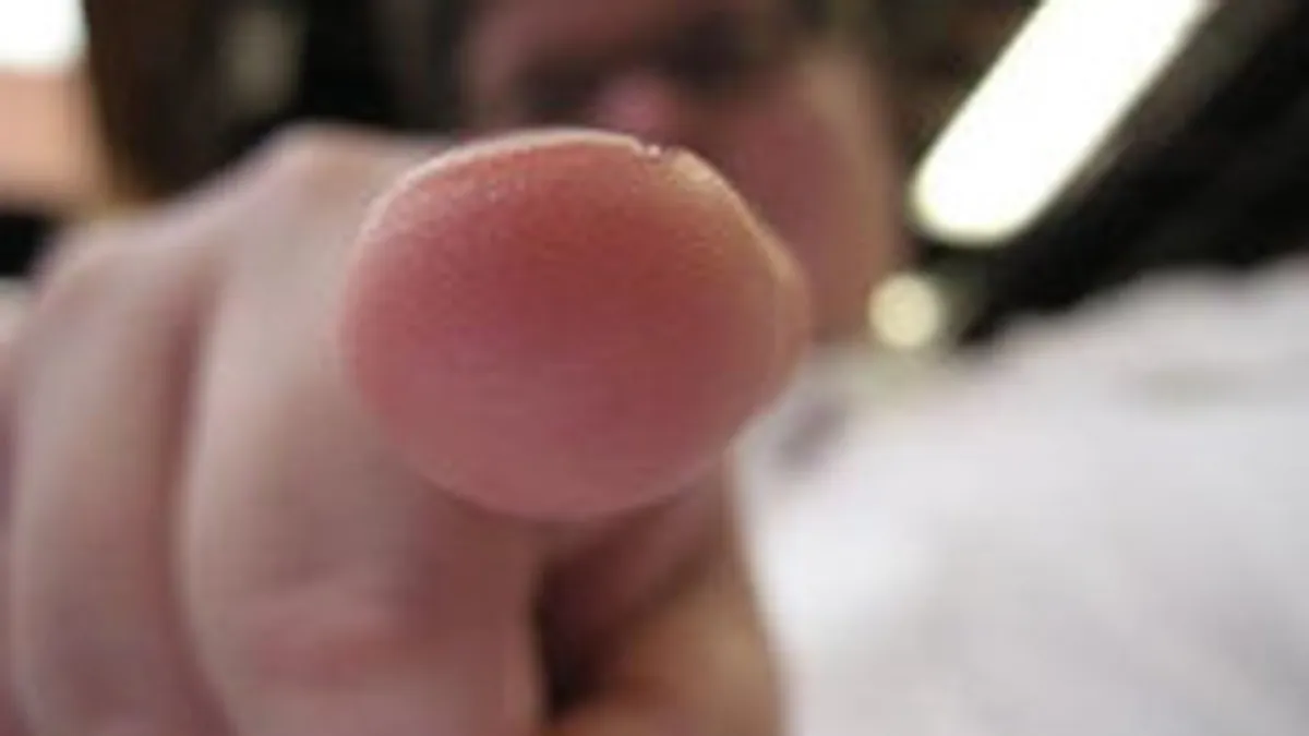 11 greseli frecvente pe care compania ta trebuie sa le evite pe Facebook sau Twitter