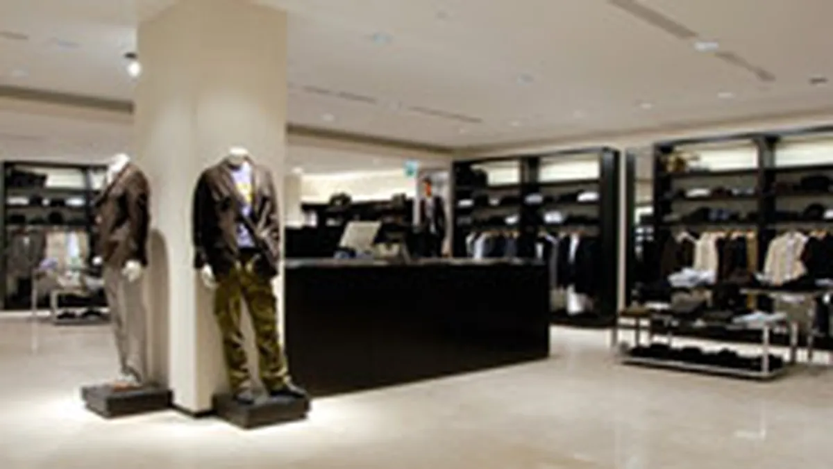 Cei mai agresivi retaileri de articole vestimentare isi pun deoparte spatii pentru lansarile de la anul
