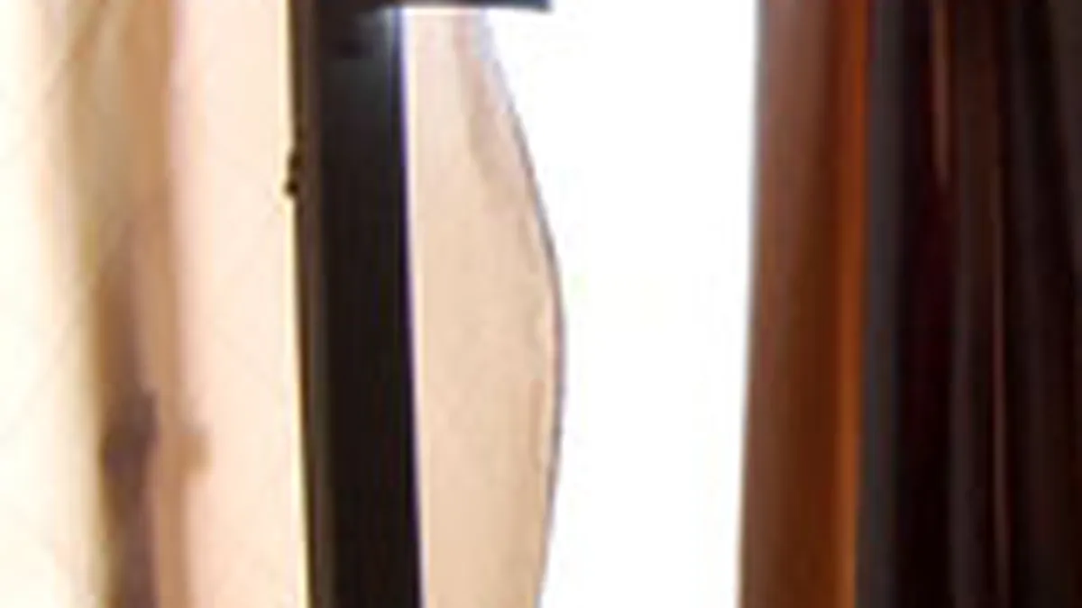 Piata de termopane s-a facut cioburi: 80% din firme au disparut in doi ani