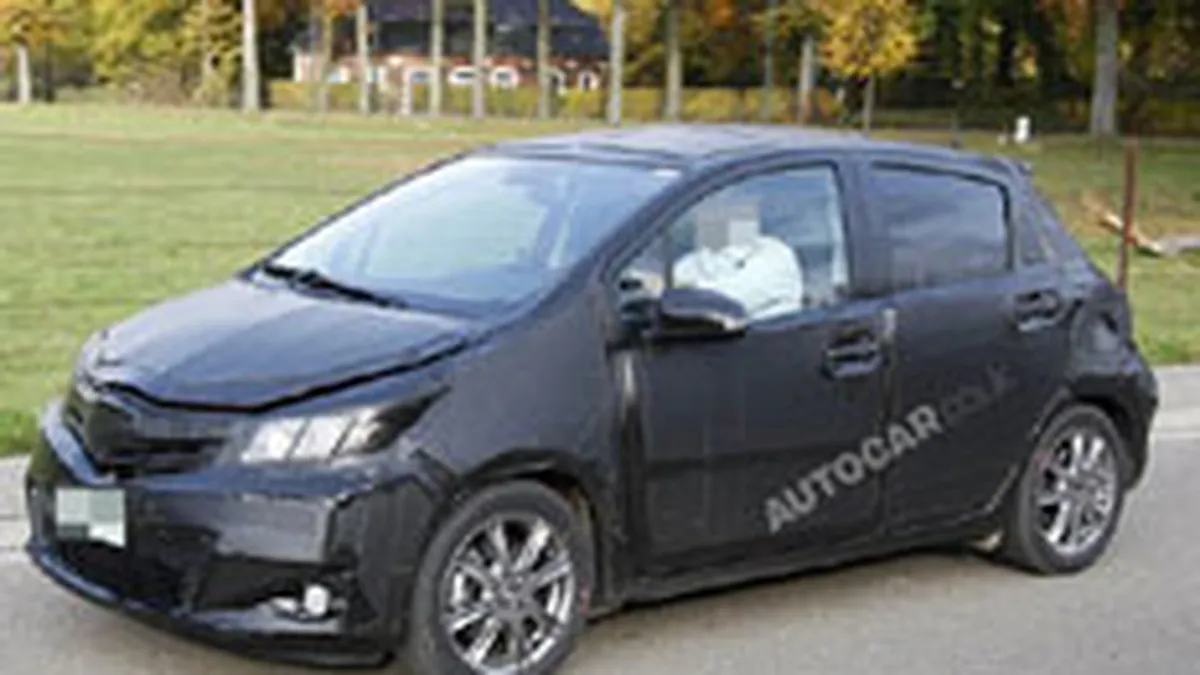 Imagine-spion cu noul Toyota Yaris. VEZI FOTO