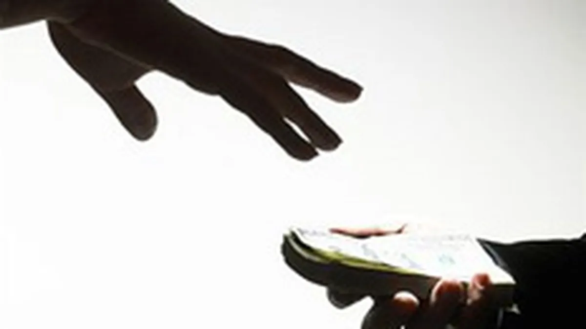 Diaconescu si Voiculescu, cei mai mari \cotizanti\ la CNA: Cat a incasat institutia anul acesta din greselile de pe TV