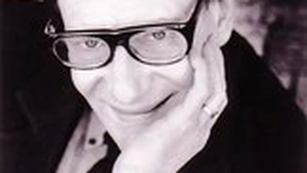 Apartamentul din Paris al designerul Yves Saint Laurent, scos la vanzare cu 23 mil. euro