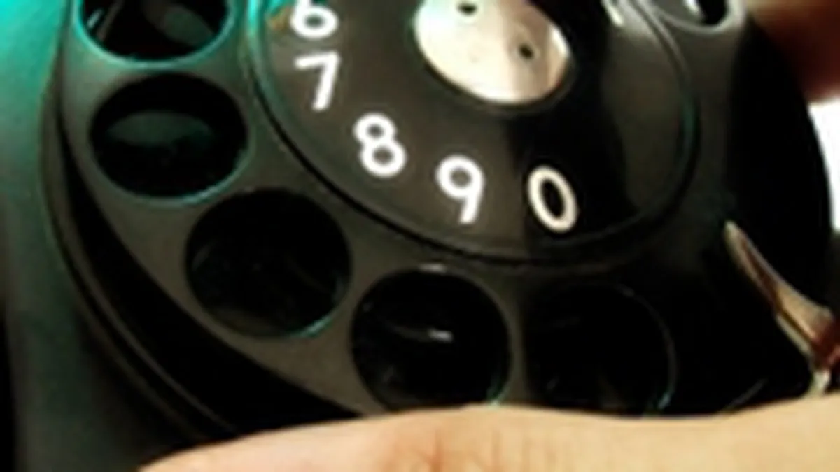 Specialisti despre Romtelecom: Cel mai bine ar fi ca statul sa-si vanda actiunile pe Bursa