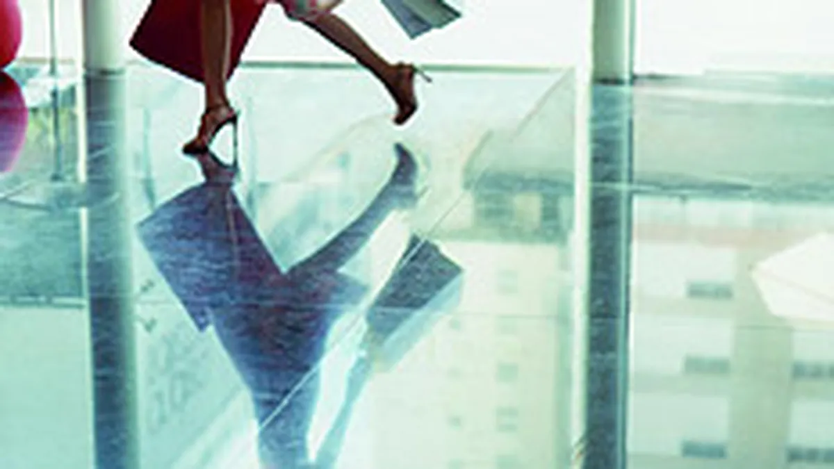 Cu 10 mall-uri in constructie nu se face primavara in imobiliare