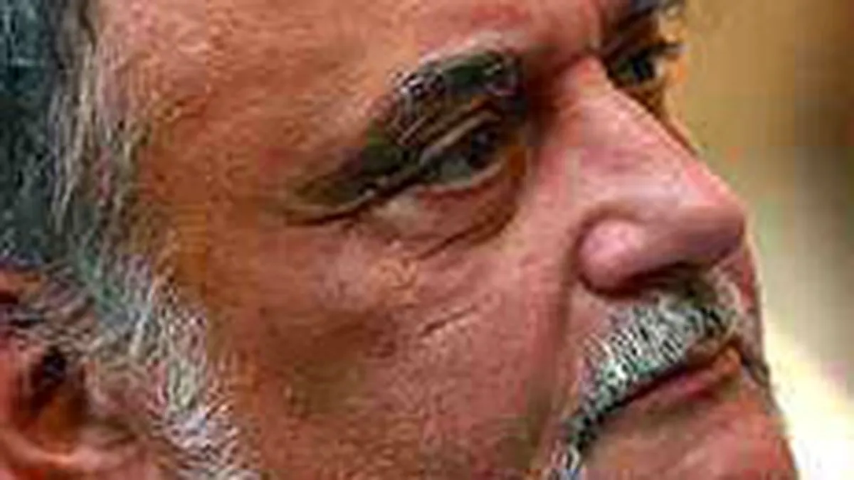 Patriciu: Mos Craciun nu vine pentru prosti