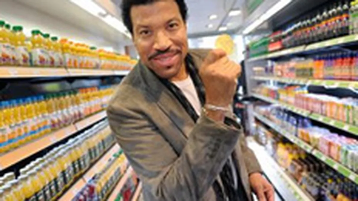 Cele mai bune reclame cu celebritati din 2010