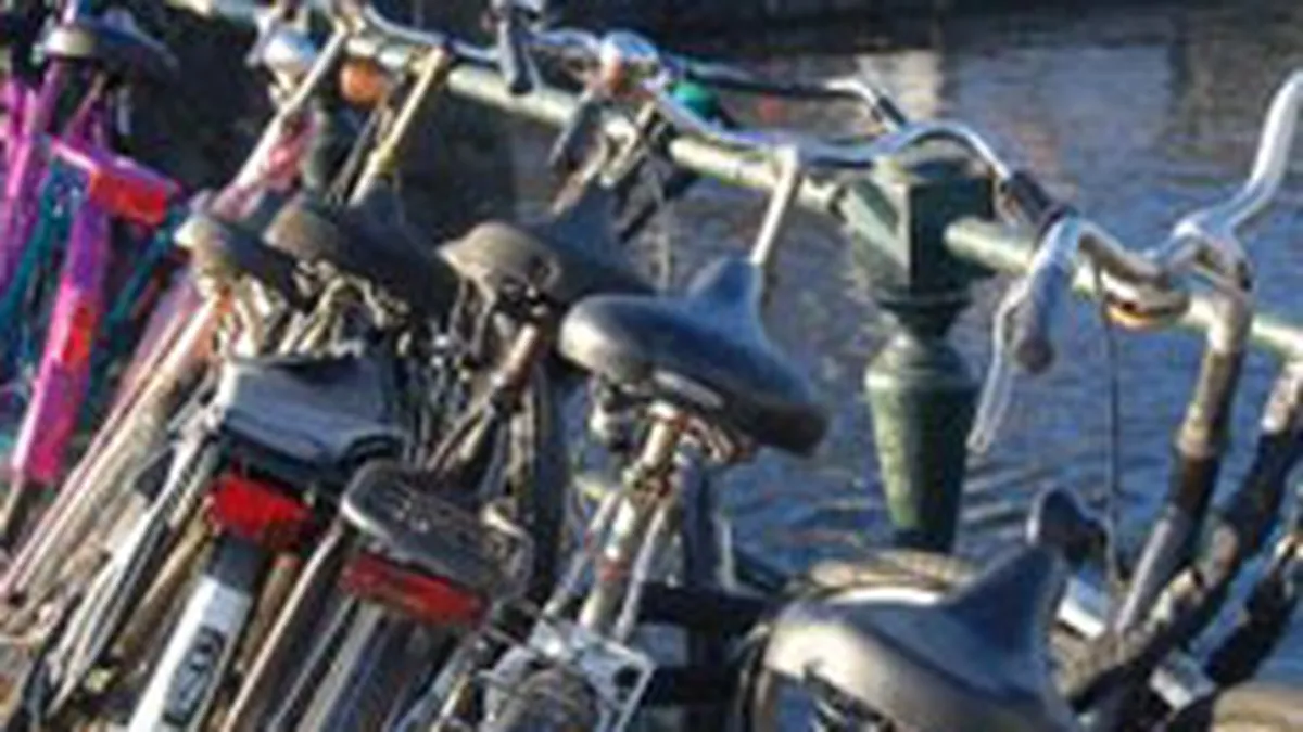 Pistele pentru biciclete, finantate din contributiile pentru emisii si reciclarea ambalajelor