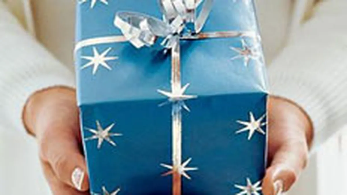 Numarul firmelor care acorda prime pentru ocazii speciale a scazut cu o treime in 2010