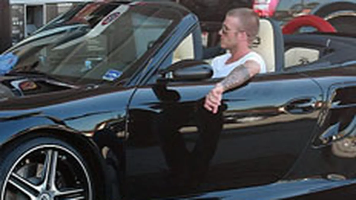 Un automobil de lux care i-a apartinut lui David Beckham, scos la licitatie pe eBay