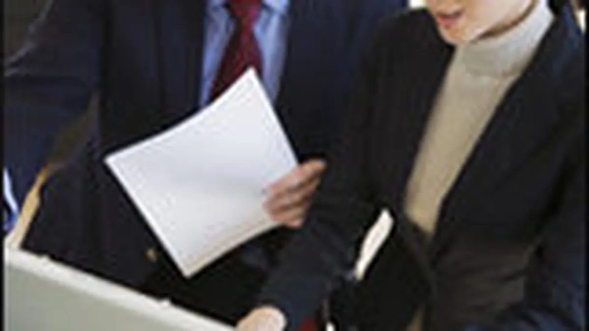 Clientii bancilor invinsi in conflictul OUG 50 se regrupeaza pe forumuri. Cuvantul de ordine: refinantarea