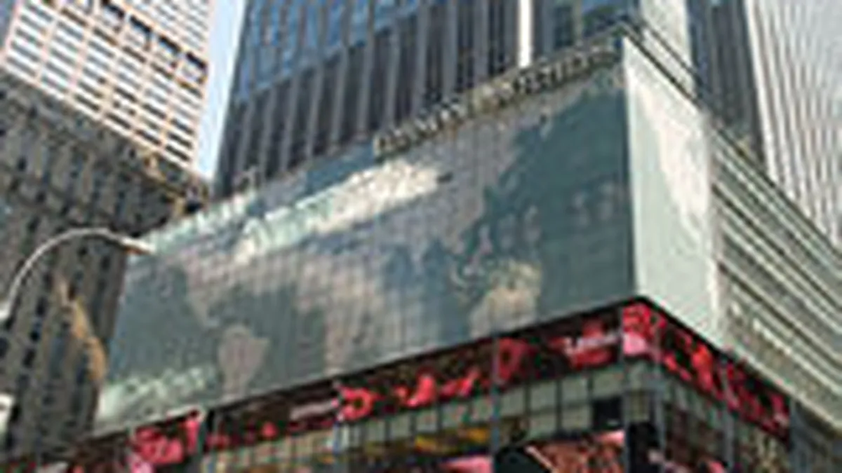 Fratia secreta a bancherilor de pe Wall Street se distreaza cu filmari de la Lehman Brothers