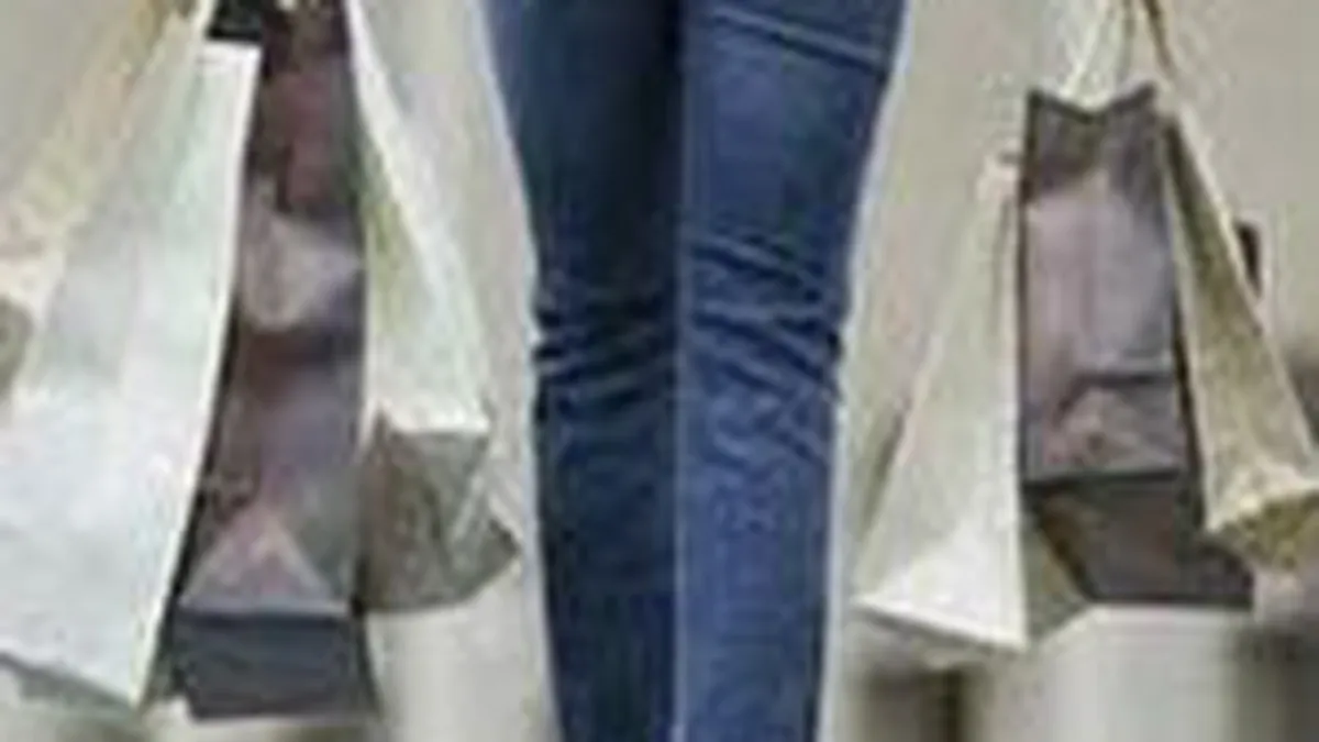 Puterea de cumparare si-ar putea reveni usor in 2011, pentru prima oara de la inceputul crizei