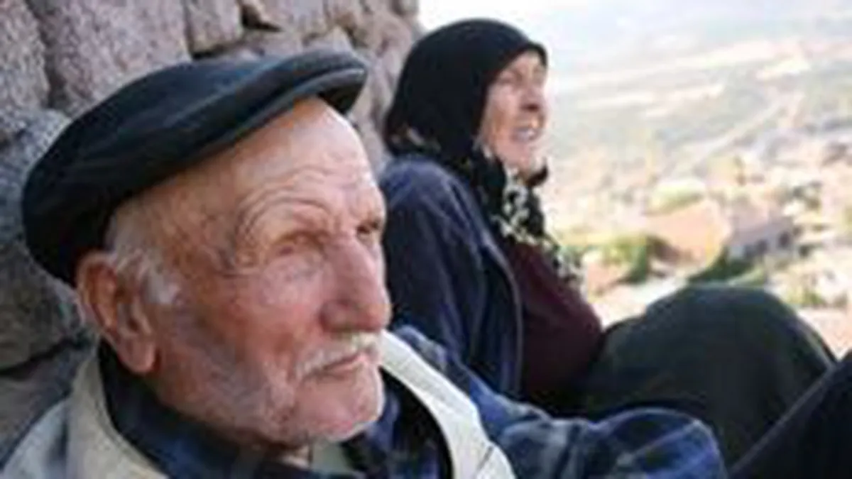 GfK: Romanii si grecii, cei mai afectati de criza dintre europeni