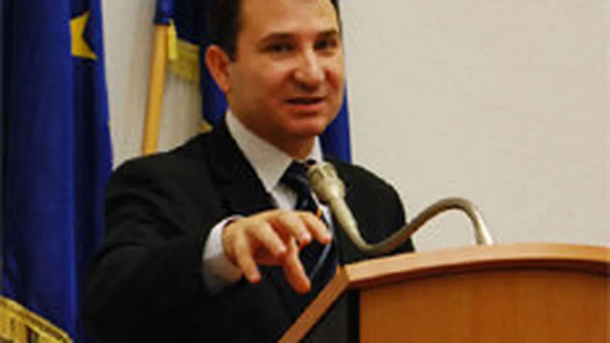 Romeo Stavarache vrea sa construiasca o sala polivalenta de peste 70 mil. lei la Bacau