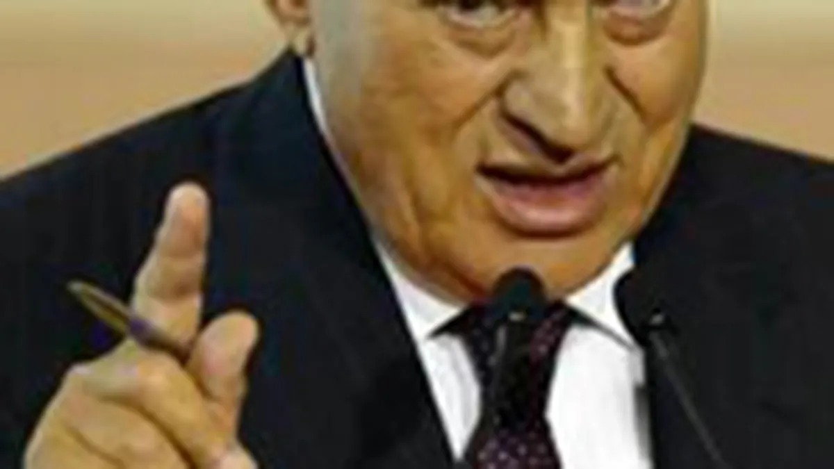 Hosni Mubarak a intrat in coma