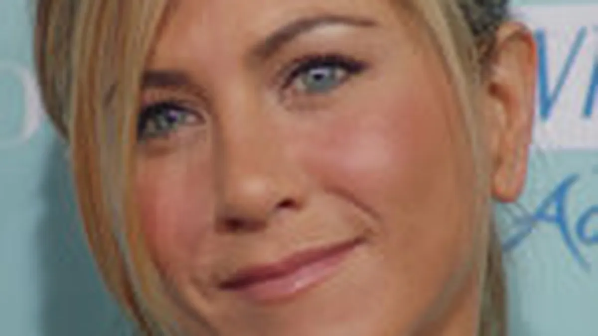 Jennifer Aniston il bate pe Justin Bieber in box office-ul american