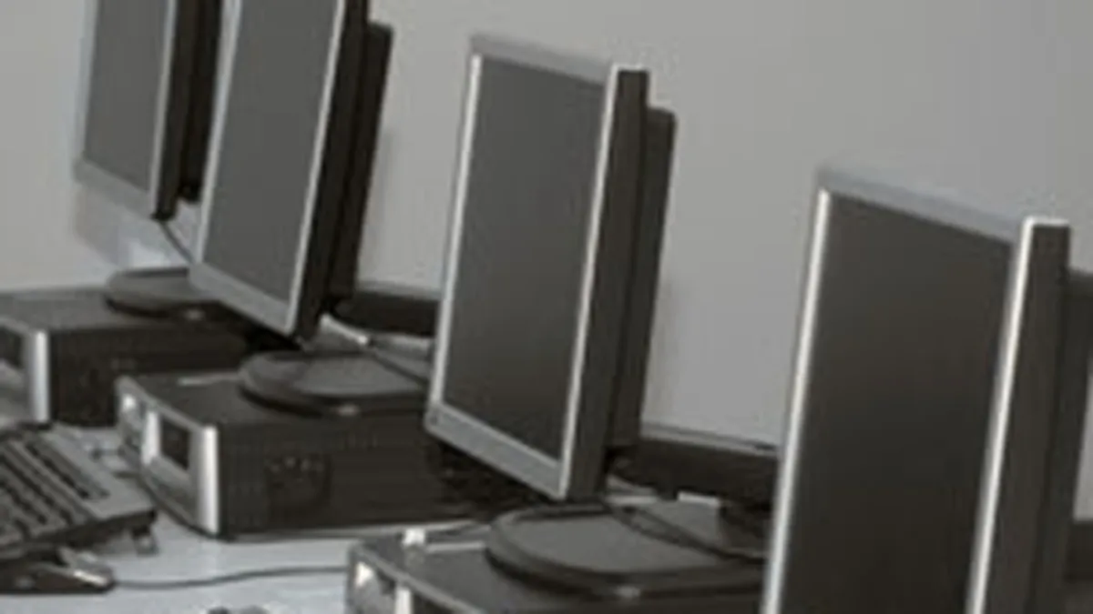 IBM isi vinde participatia la Lenovo