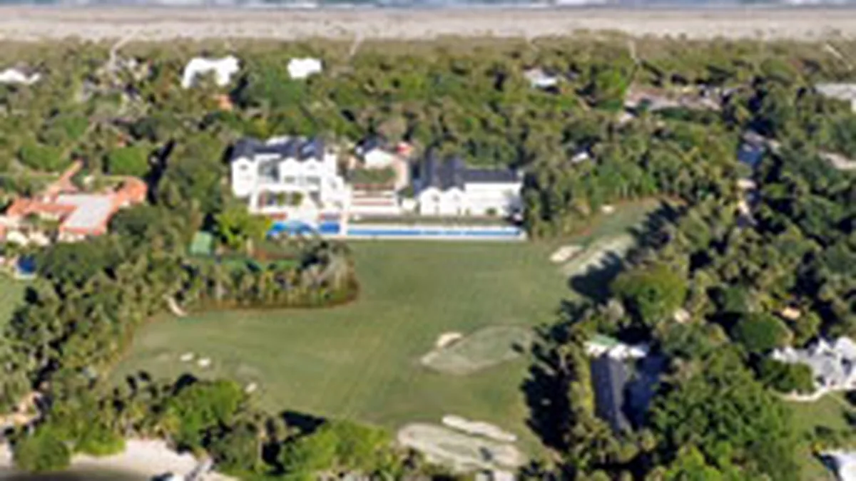 Tiger Woods se muta in noua sa casa de 50 mil. $