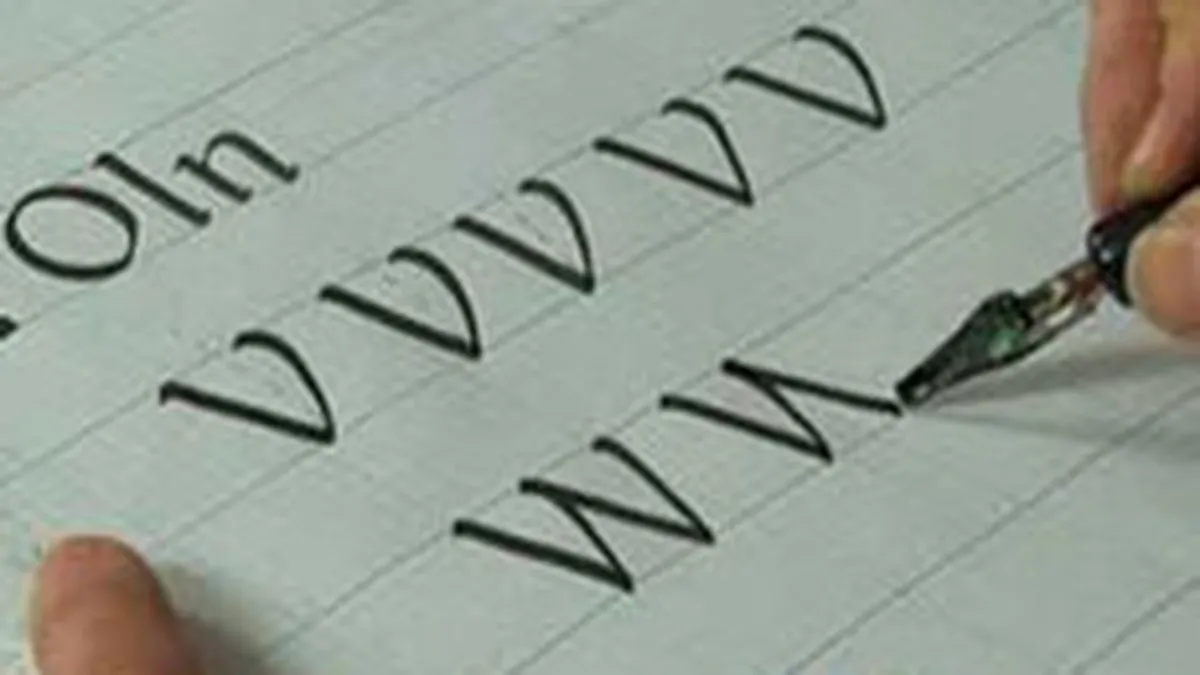 Romania rescrie alfabetul recesiunii: Trecem printr-o criza sub forma de O