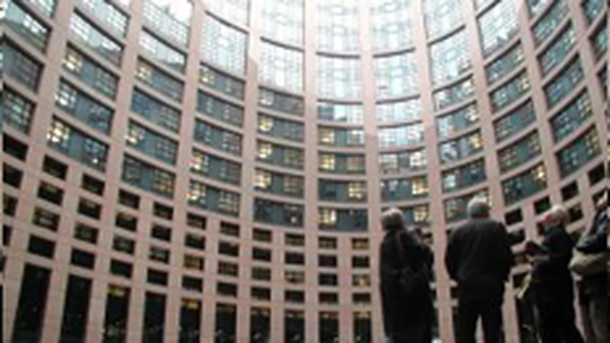 300 de joburi vacante in institutiile UE. Vezi in ce domenii