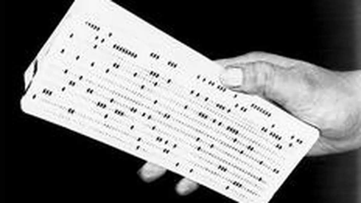 100 de ani de inventii IBM: De la cartela perforata la discheta si laptop (FOTO, VIDEO)
