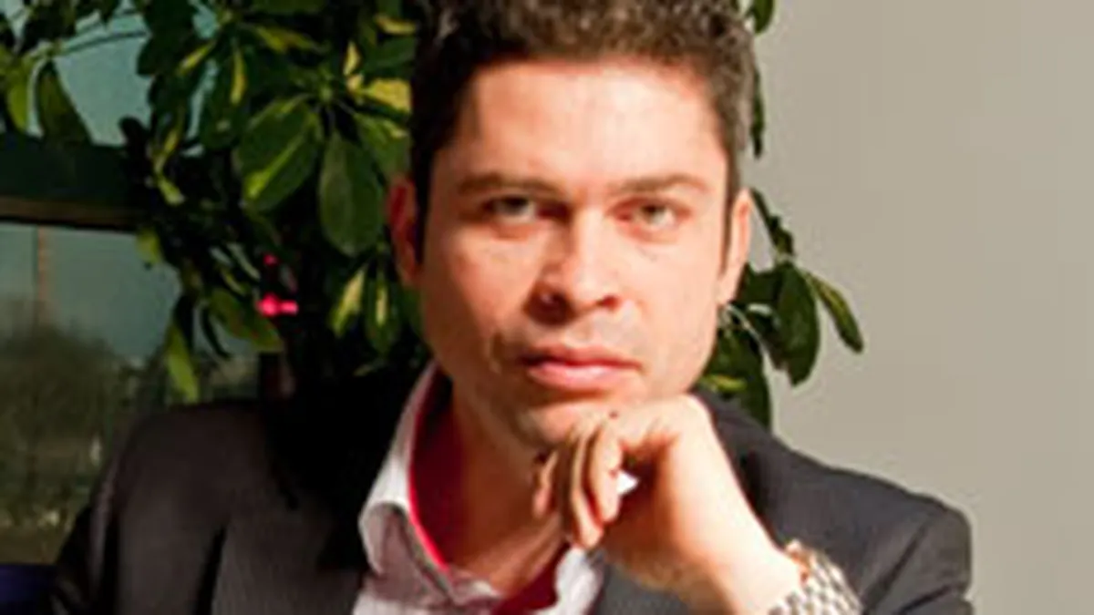 Romanii vor utiliza peste 26 de milioane de telefoane mobile pana in 2015